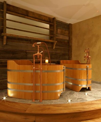 Larch wood tub for 2 persons