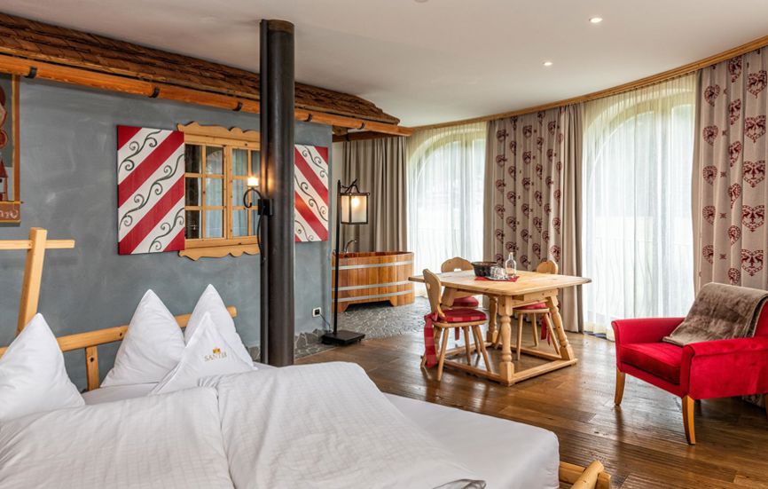 La  Suite Lodge Jürgen ricorda una tipica stanza dei contadini e offre spazio a 2-3 persone