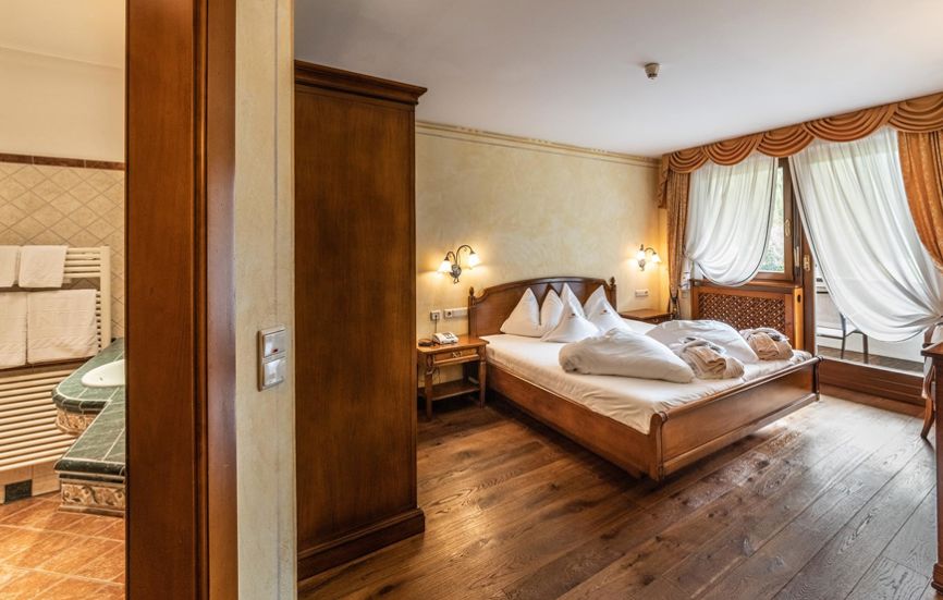 Suite im Biedermaier-Stil