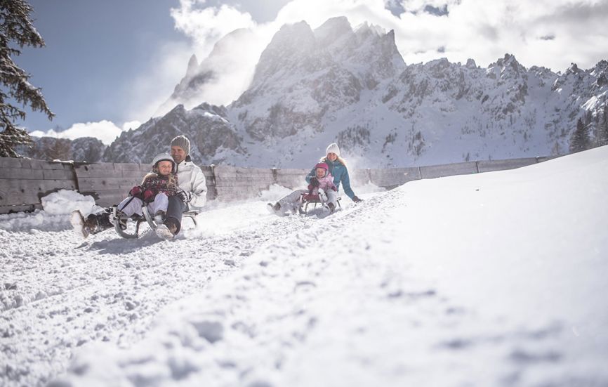 Winter vacation in Toblach: tobogganing