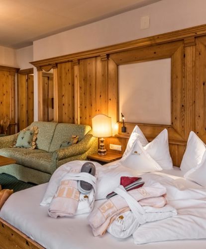 Double room Alpenrose in Tyrolean style