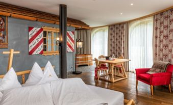 Die Suite Lodge Jürgen ist einer Bauernkammer nachempfunden und bietet Platz für bis zu drei Personen