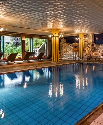 Das Hallenbad unseres Hotels in Toblach