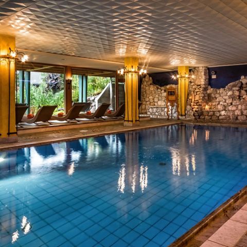 Das Hallenbad unseres Hotels in Toblach